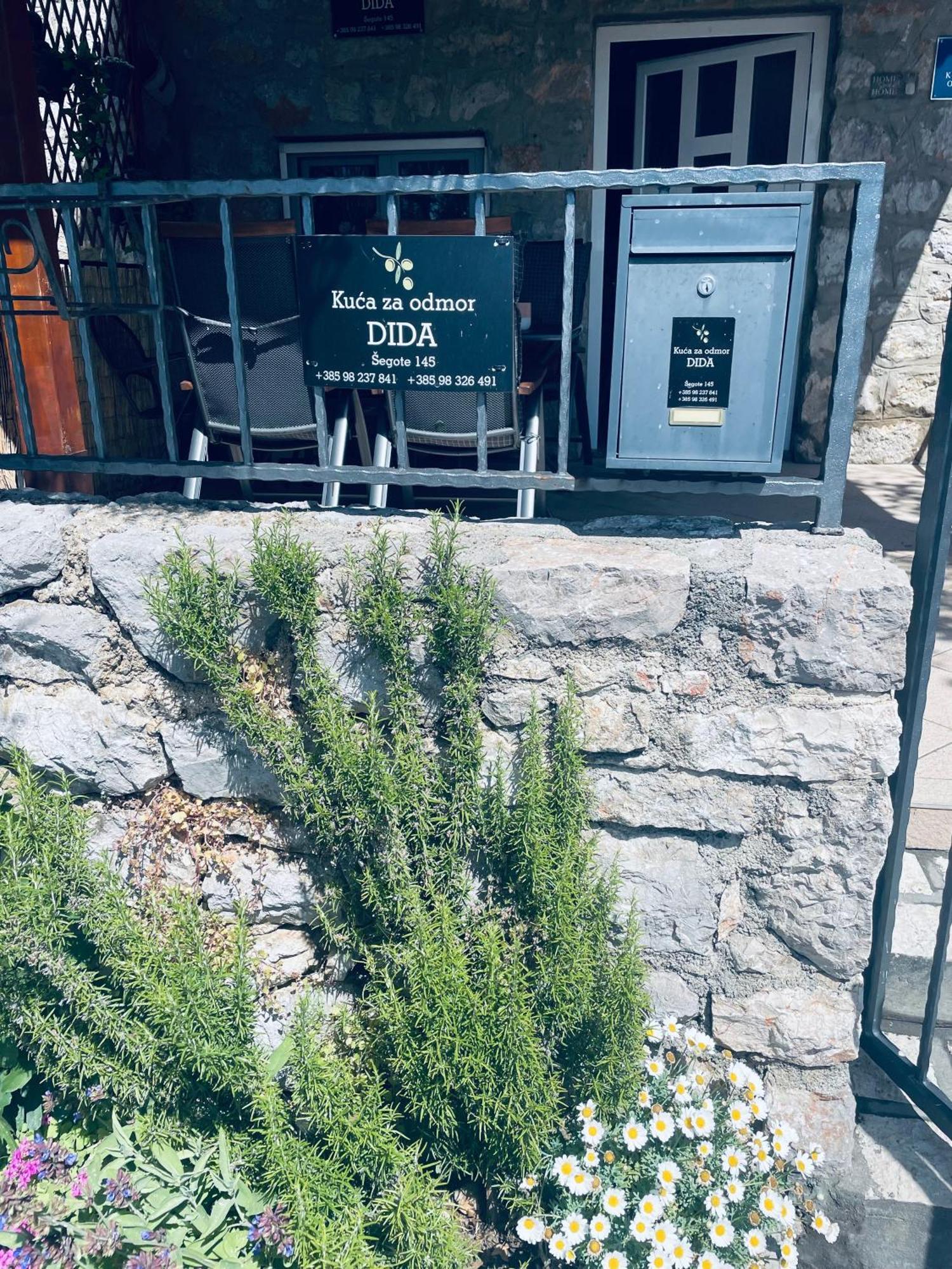 Villa Kuca Za Odmor “Dida” à Stinica Extérieur photo